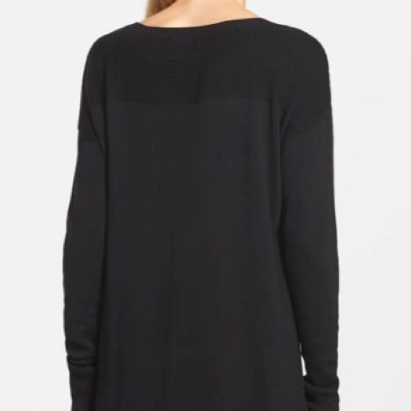 Black Oversized Crew Neck Tunic With Pockets - Picture 3 of 4